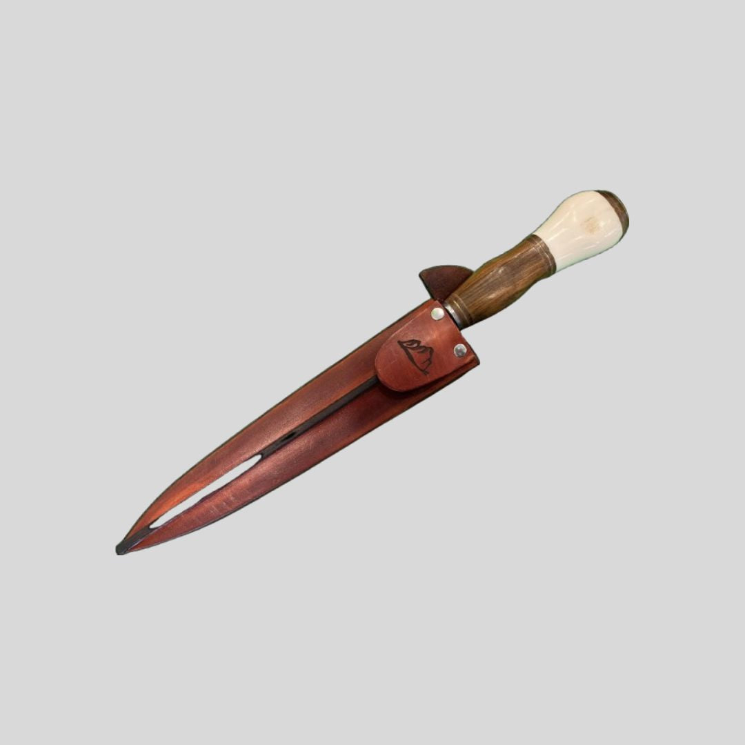 Cuchillo Regional Acero Carbono 24 cm.