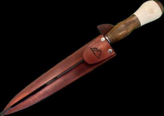 Cuchillo Regional Acero Carbono 24 cm.